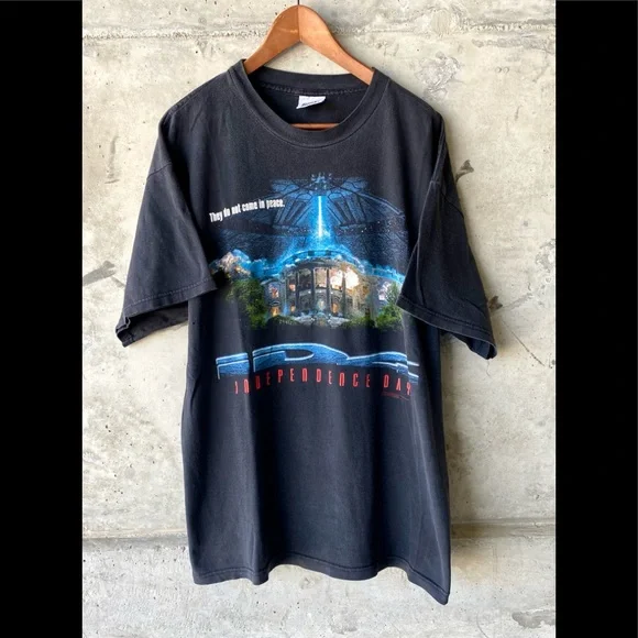 Vintage | Shirts | Vintage Independence Day Movie Tee Shirt 9s